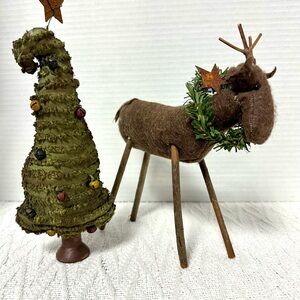 Vintage Festive Brown Reindeer and Green Tree Set